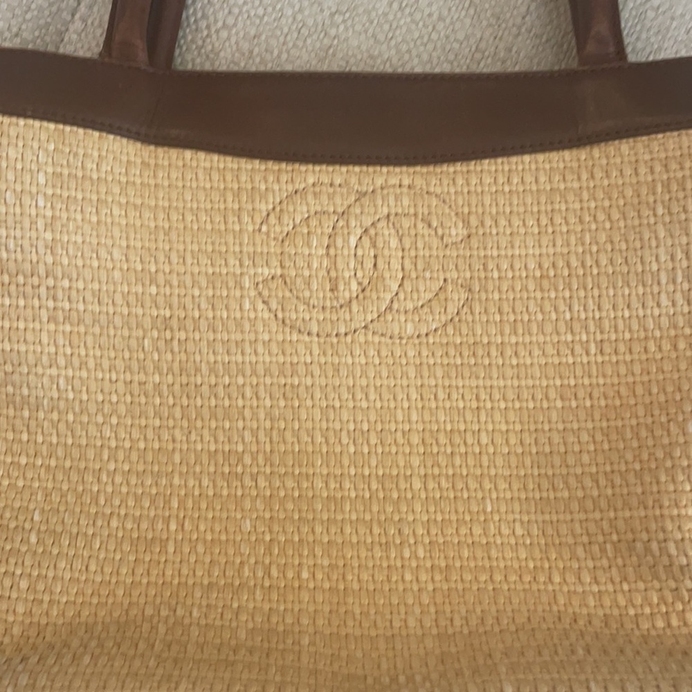 Chanel Raffia summer tote- RARE - Picture 5 of 13